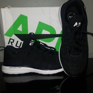 APL ATHLETIC PROPULSION LABS